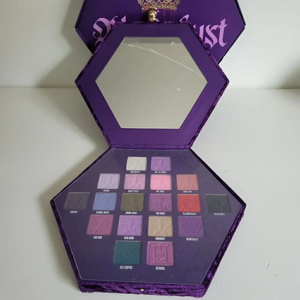 Jeffree Star cosmetics blood lust palette